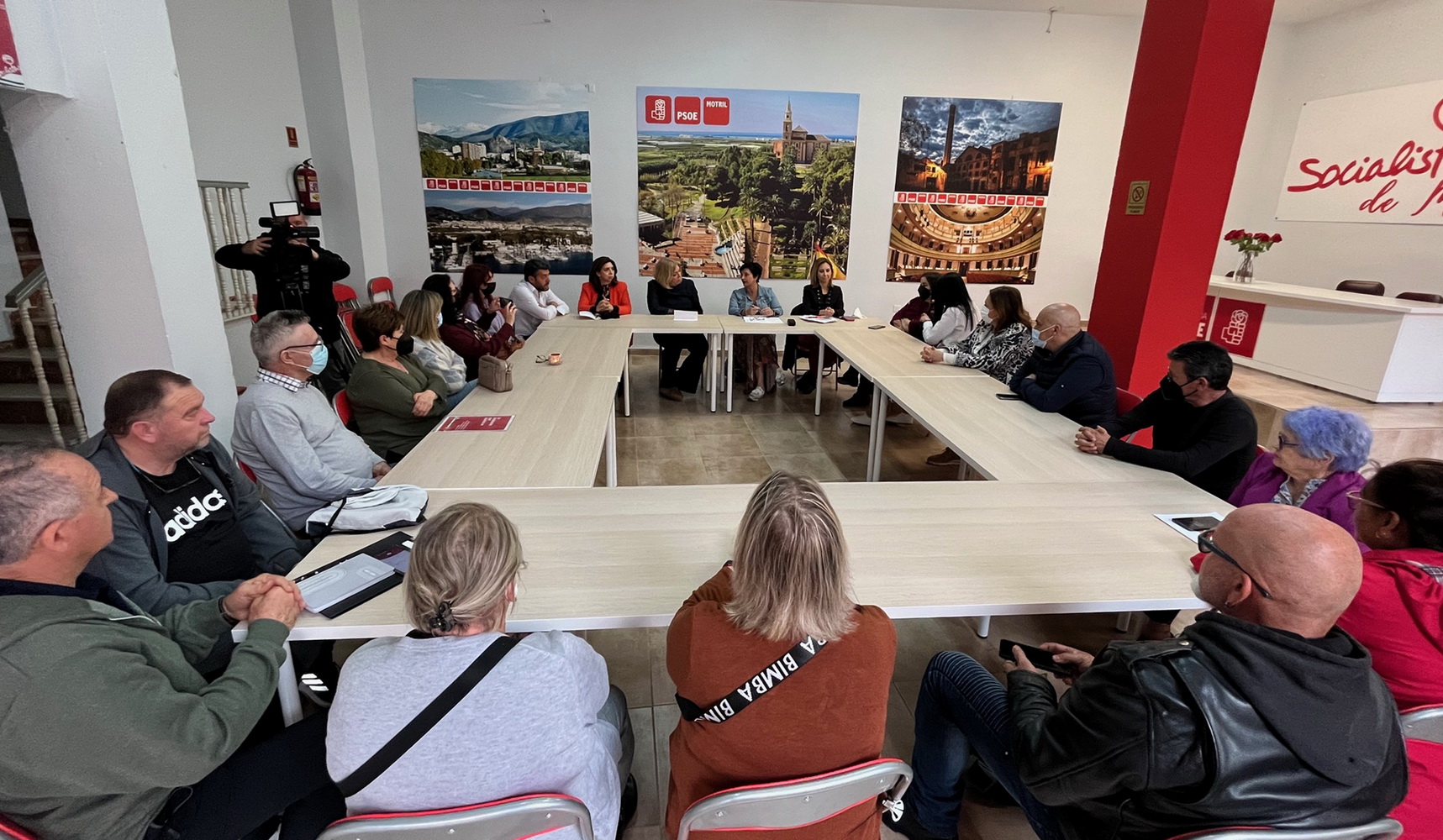El PSOE celebra un encuentro de escucha activa sobre igualdad con asociaciones y colectivos de mujeres de Motril